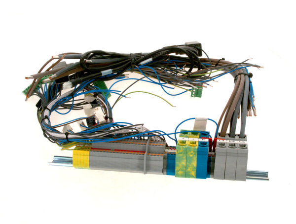 8738206764 Kabelbaum 56-80 kW Buderus Ersatzteil